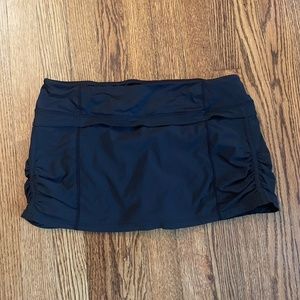 Lululemon Black Jog Skirt II Size 8